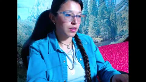 Lucy online show from 09/29/25, 09:30