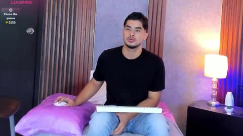 Luciano online show from 06/30/26, 12:06