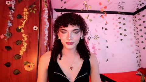 Snapshot of lucianromeo17 chatting on 02/17/26, 04:20 Lucy or Lucian 3 Come to my social Links3 online show from 02/17/26, 04:20