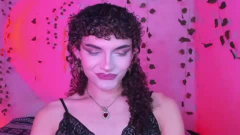 Snapshot of lucianromeo17 chatting on 06/20/26, 11:35 Lucy or Lucian 3 Come to my social Links3 online show from 06/20/26, 11:35