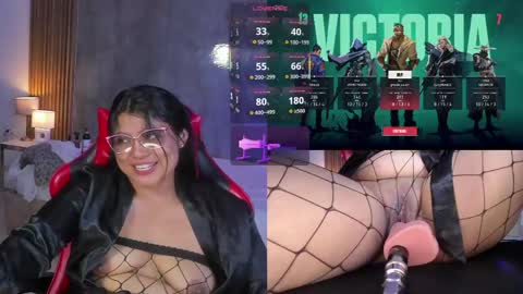 Snapshot of luciareid chatting on 05/06/26, 05:07 Lucia online show from 05/06/26, 05:07