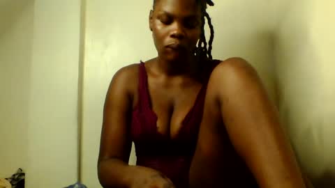 Snapshot of luciaresa chatting on 07/21/26, 01:30 luciaresa online show from 07/21/26, 01:30