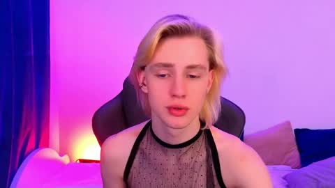 Angelok online show from 04/12/26, 06:07