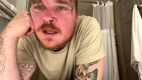 lucidpunk1312 online show from 10/27/25, 08:51