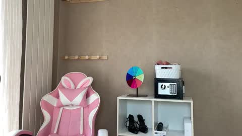 Lucie hot follow me on  online show from 11/30/25, 09:46