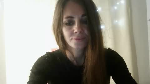 LucieMack online show from 10/15/25, 06:41