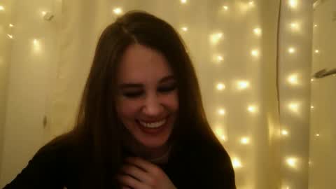 LucieMack online show from 03/03/26, 07:42