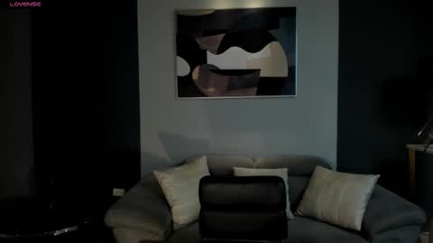 Snapshot of luciemartin_ chatting on 02/15/26, 04:58 Lucie Martin online show from 02/15/26, 04:58