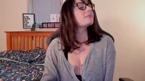 Lucie Winters online show from 01/06/25, 03:40