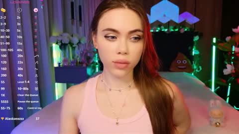 MimiFors online show from 12/14/25, 04:45