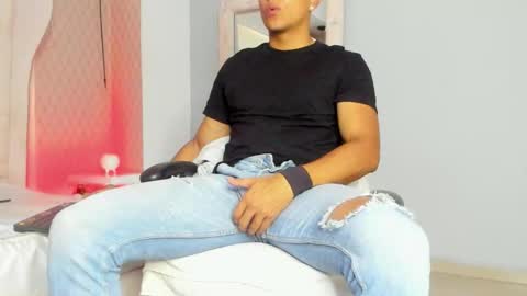 Leo online show from 02/15/26, 11:41