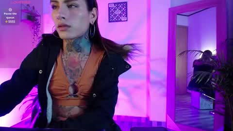 luciiana online show from 12/11/24, 07:20