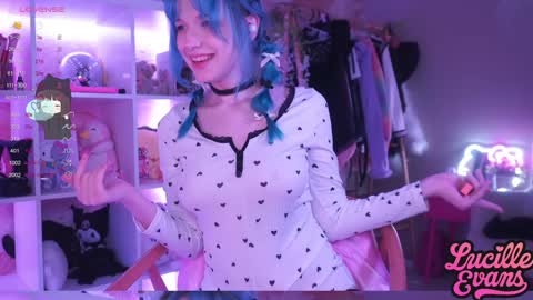 Lucy UwU online show from 01/31/25, 04:14