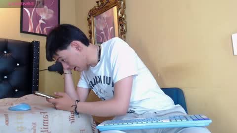 Snapshot of luckk_ chatting on 04/04/26, 05:06 luckk_ online show from 04/04/26, 05:06