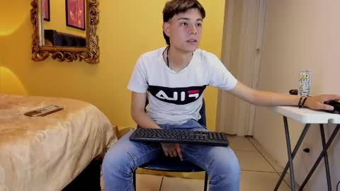 Snapshot of luckk_ chatting on 05/30/26, 01:57 luckk_ online show from 05/30/26, 01:57