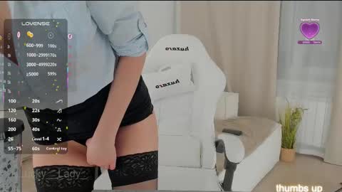 lucky__lady_ online show from 02/10/26, 10:47