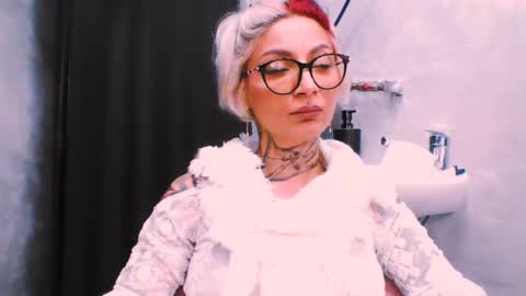 lucky_denizz online show from 11/22/25, 11:31