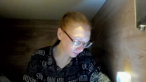 lucky_licky20 online show from 01/17/25, 03:55