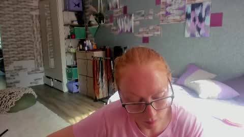 lucky_licky20 online show from 06/30/26, 01:39
