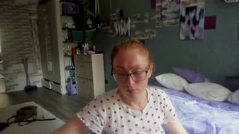 lucky_licky20 online show from 07/08/26, 03:33