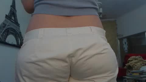 Ana online show from 10/28/25, 10:41