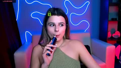 Mila Sweetheart online show from 06/26/26, 09:08