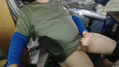 luckycharms9595 online show from 01/08/25, 03:28