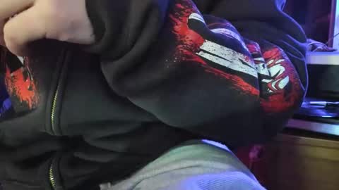 Snapshot of luckydrakex chatting on 02/22/26, 06:17 Lucky online show from 02/22/26, 06:17