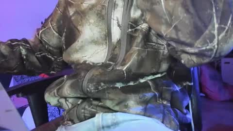 Snapshot of luckydrakex chatting on 02/24/26, 12:41 Lucky online show from 02/24/26, 12:41