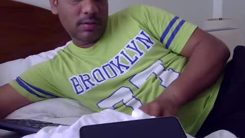 luckyfinalone online show from 09/28/25, 04:34