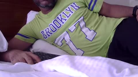 luckyfinalone online show from 10/11/25, 01:20