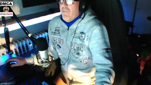        call me  Stefan online show from 01/01/25, 05:54