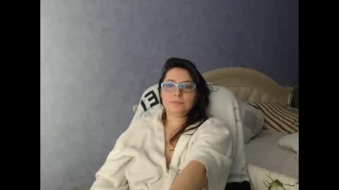 luckylinda23 online show from 02/12/25, 11:51