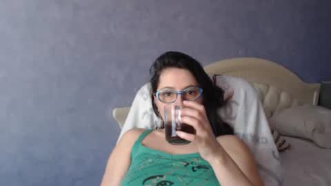 luckylinda23 online show from 03/08/25, 10:11