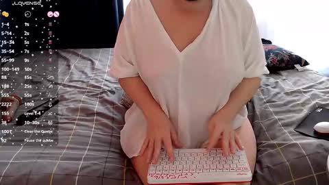 Snapshot of luckymeriem chatting on 03/09/25, 12:31 Im Meriem I am glad to welcome you online show from 03/09/25, 12:31