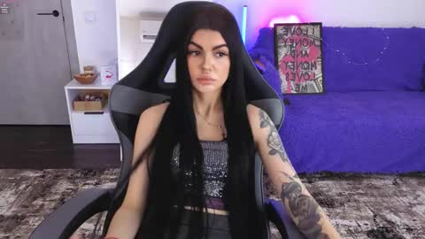 Monika online show from 02/08/26, 09:34