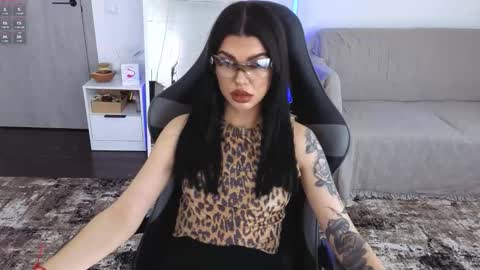 Monika online show from 03/21/26, 11:15