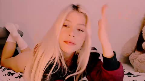 luckysapphire777 online show from 02/08/25, 01:33