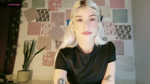 luckysapphire777 online show from 03/30/26, 08:48