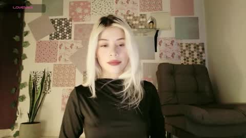 Snapshot of luckysapphire777 chatting on 04/26/26, 12:25 luckysapphire777 online show from 04/26/26, 12:25