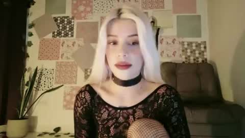 Snapshot of luckysapphire777 chatting on 07/31/26, 03:11 luckysapphire777 online show from 07/31/26, 03:11