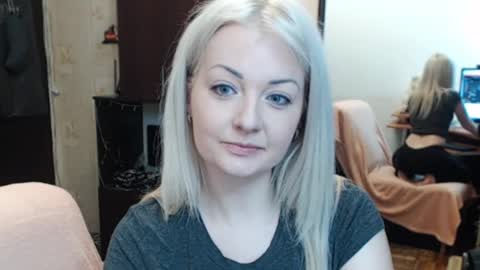 LuckyShot online show from 02/25/26, 03:54