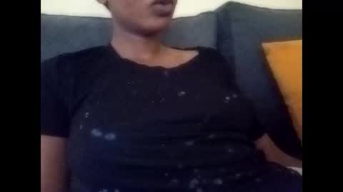 luckystar_19 online show from 03/05/25, 12:00