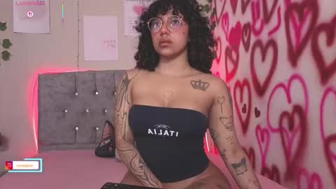 Luanis online show from 11/21/25, 05:17