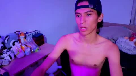 Lu Independent Model online show from 09/09/25, 06:35