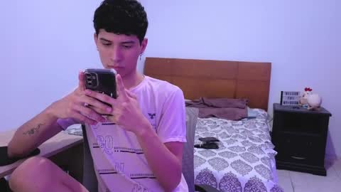 Lu Independent Model online show from 04/09/26, 12:10