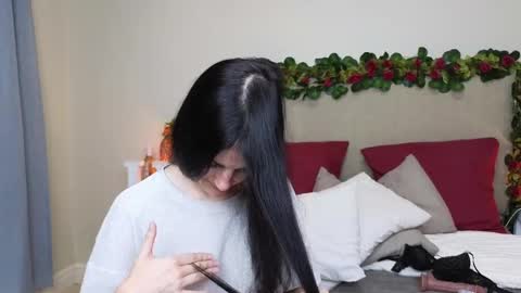 Lucy online show from 03/11/25, 12:17