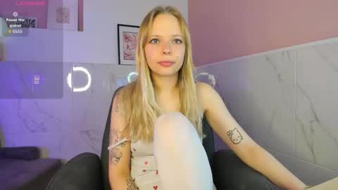 Lucy online show from 11/21/25, 06:01