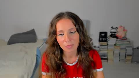 lucy__ray online show from 09/17/25, 07:48