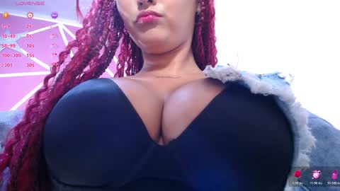 lucy_beatifull online show from 04/08/26, 01:38